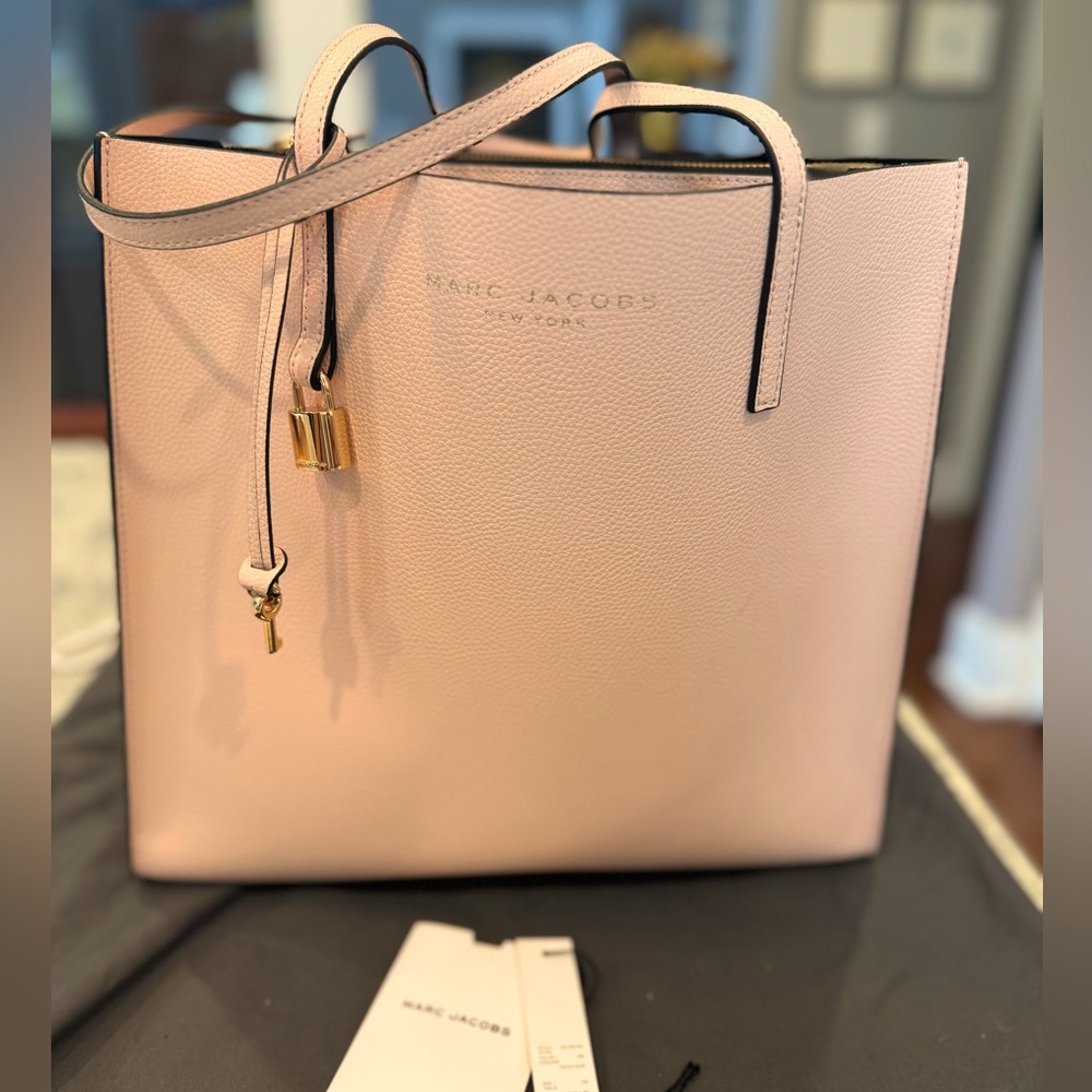 MARC JACOBS The Grind large leather Tote bag peach whip